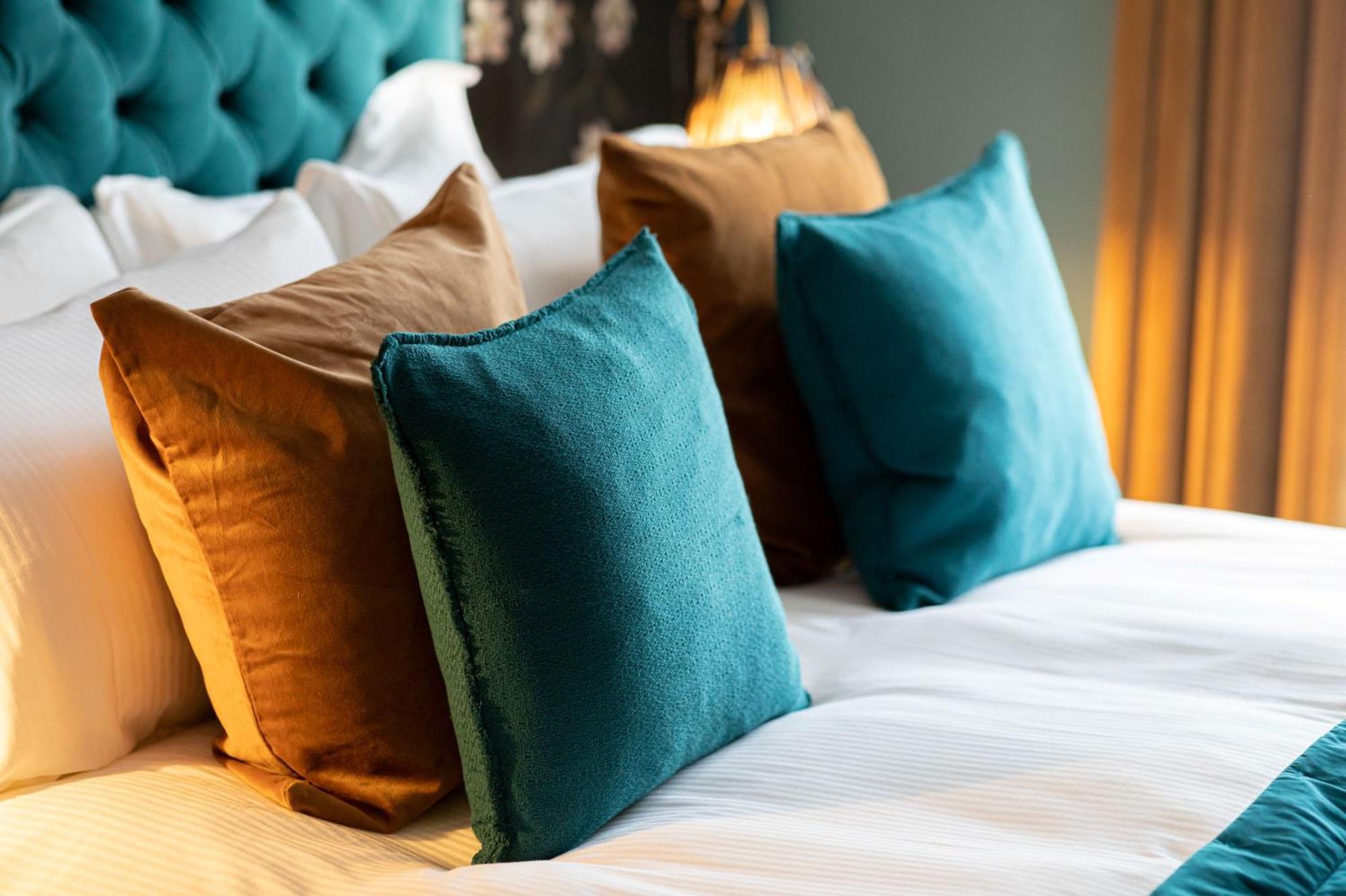 The Red Lion Hotel Лондон Экстерьер фото